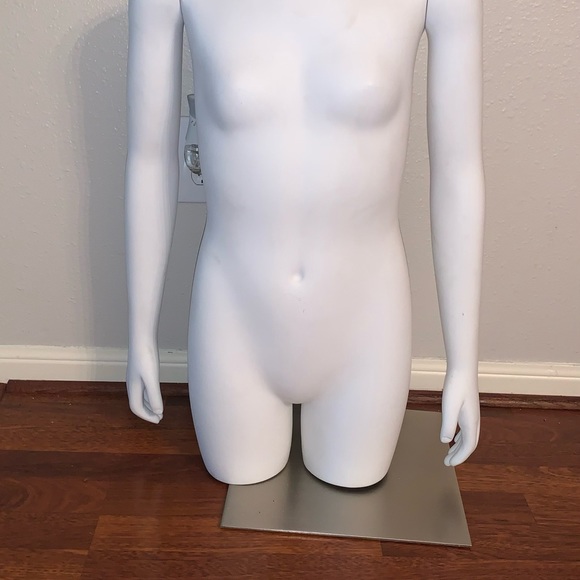 I have a full body mannequin with head $100 and 3 half body mannequins  $25 each - Picture 4 of 4
